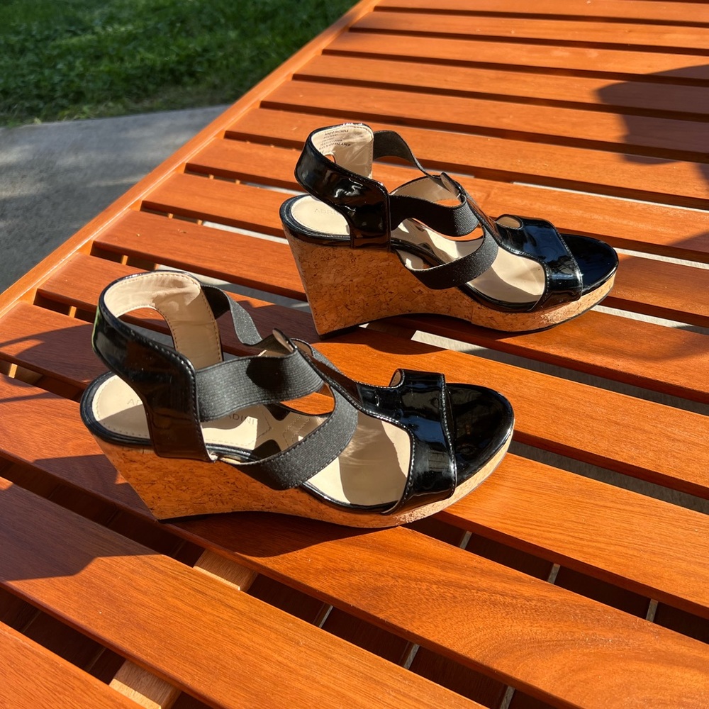 Adrienne Vittadini Black Strappy Wedges Size 7